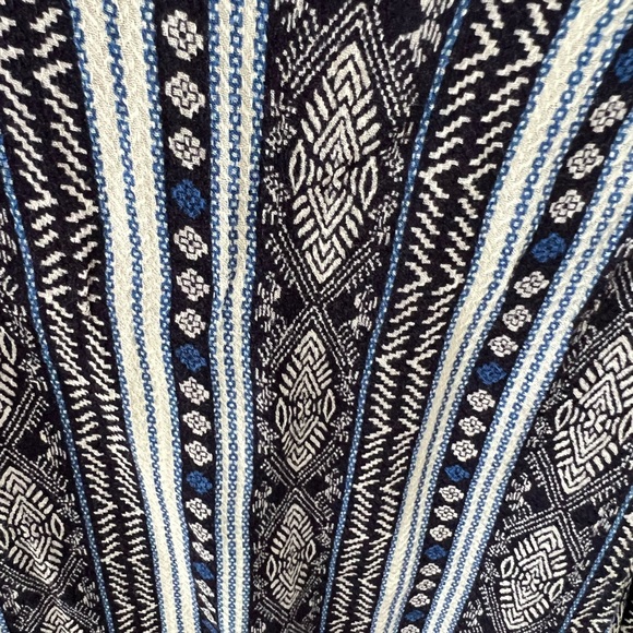 Ivy Pants and blouse - Picture 5 of 9